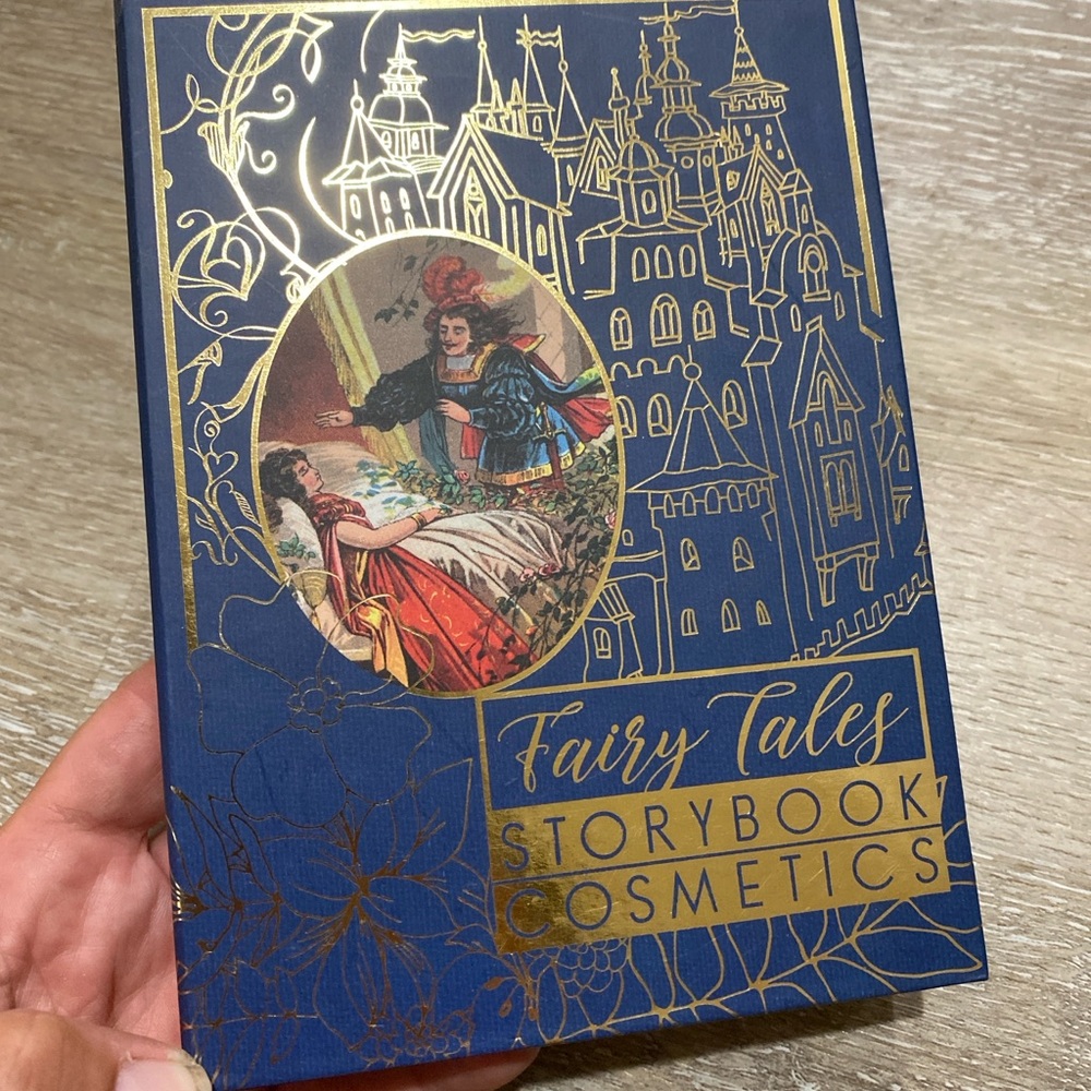 Storybook Cosmetics Fairy Tales Palette - NEW